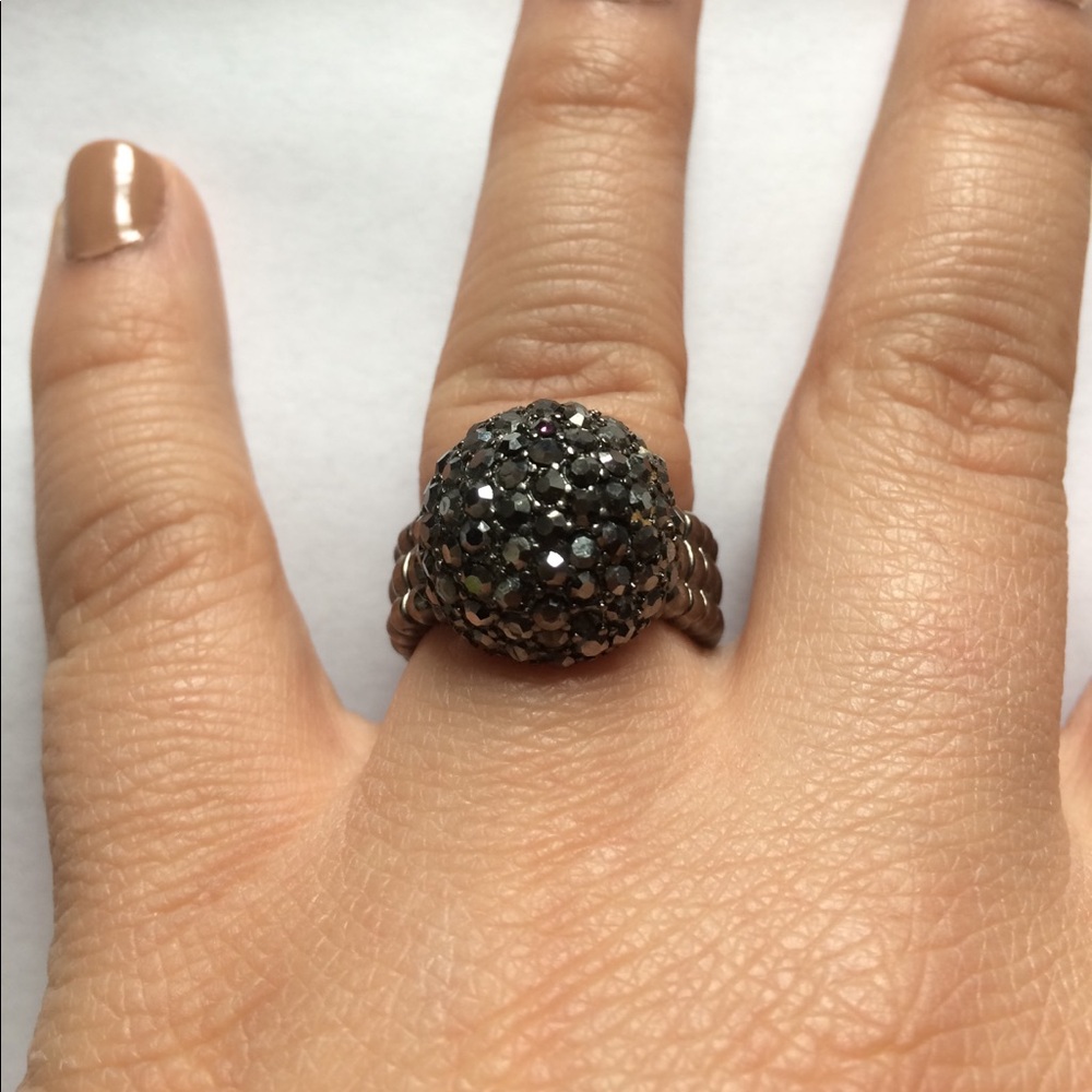 Statement Ring - Picture 5 of 7